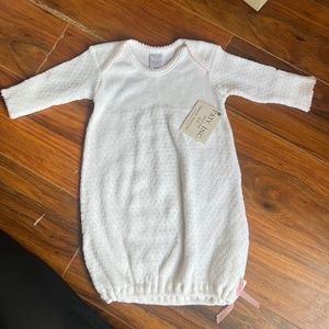 NWT Paty Long Sleeve Lap Shoulder Gown - Newborn White Pink Stitching